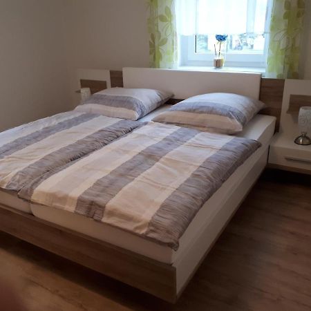 Ferienwohnung Karlguth 萨克森自由州诺伊斯塔滕 外观 照片